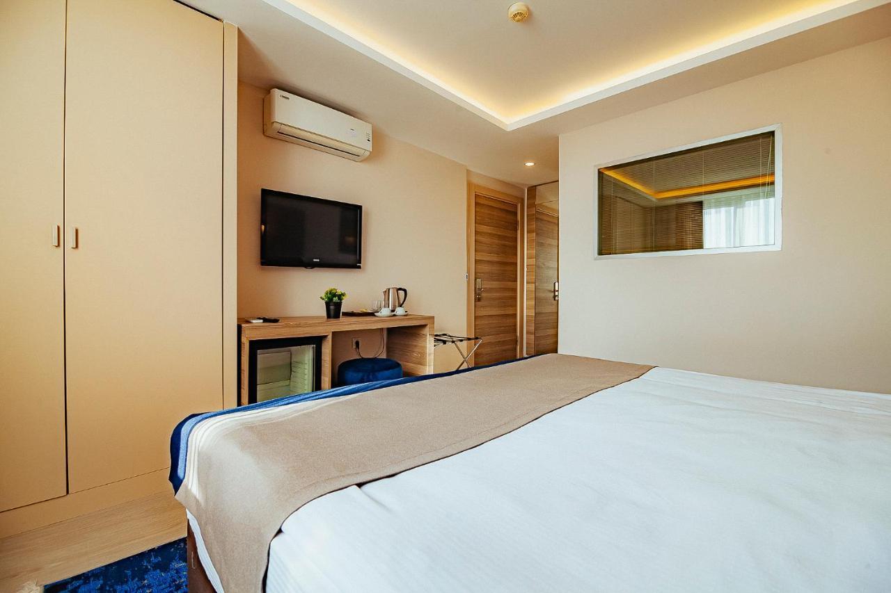 The Milltown Hotel Istanbul Bagian luar foto